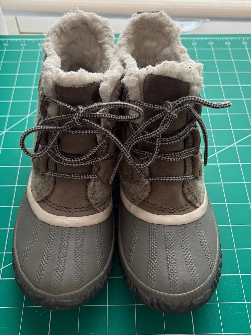 Sorel Women’s Grey & Tan Fleece-Lined Winter Boots